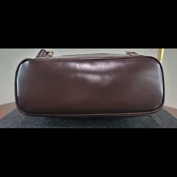 LOUIS VUITTON Damier Ebene Soho backpack 2002 - Picture 3 of 12